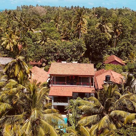 Me Yoga Villa Kumbalgama Exterior photo