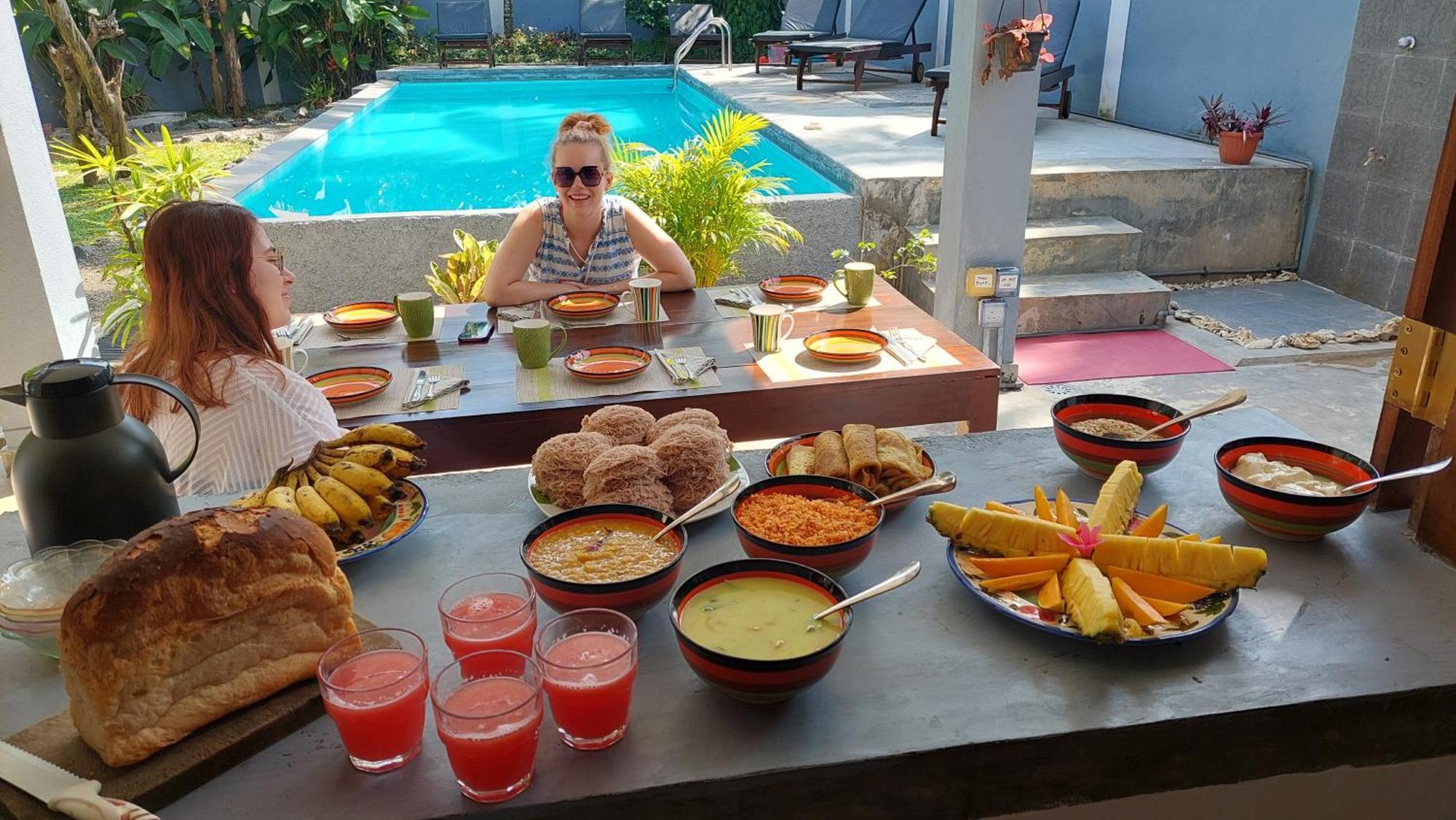 Me Yoga Villa Kumbalgama Exterior photo
