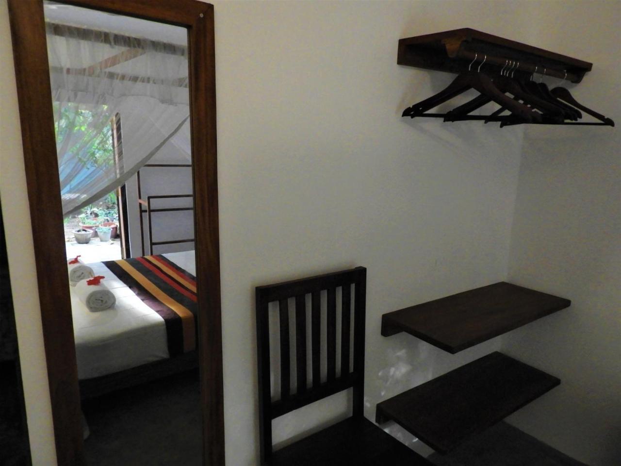 Me Yoga Villa Kumbalgama Exterior photo