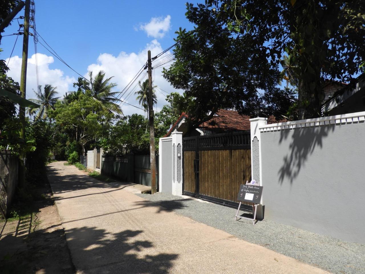 Me Yoga Villa Kumbalgama Exterior photo
